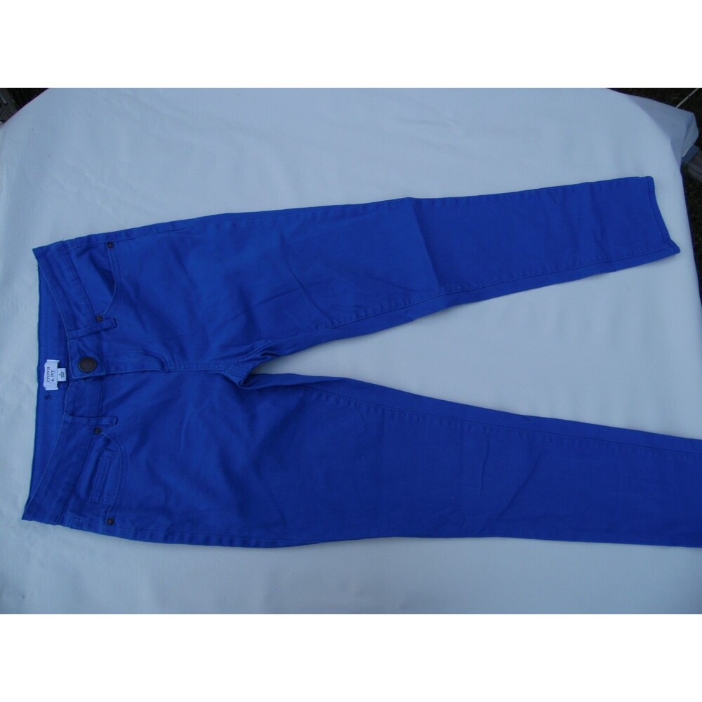 Crown & Ivy Blue Chino Taper Skinny Leg Pants Sz 2 Cotton Spandex Stretch